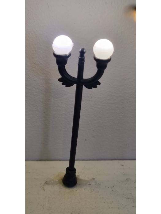 T87 dubbele bollantaarn